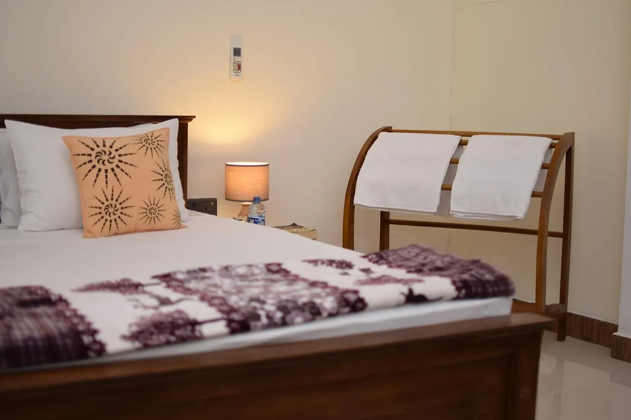 *** Bed & Breakfast White Palace Kurana Katunayaka Sri Lanka